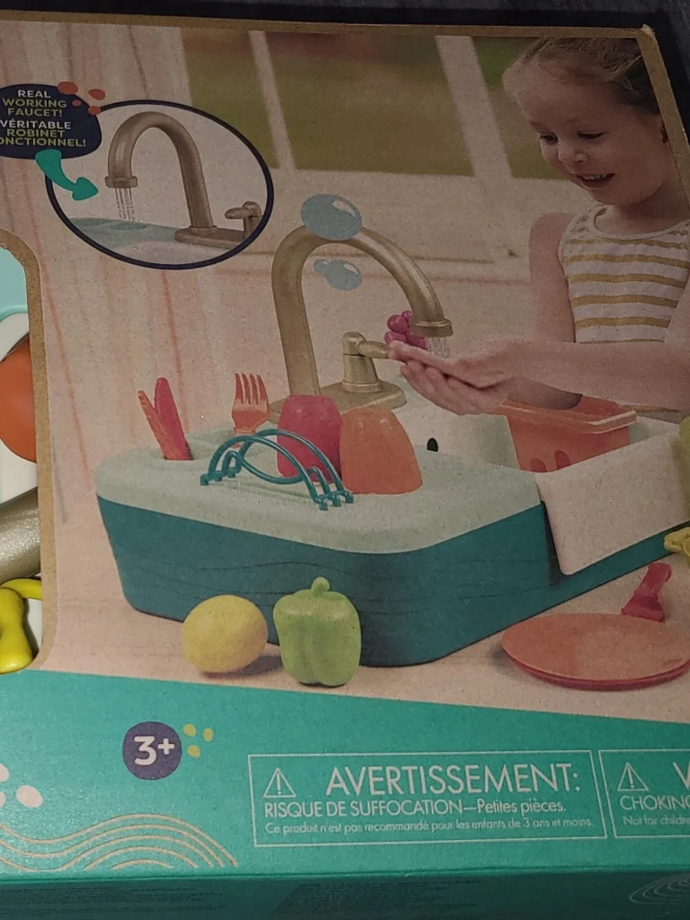 B. toys Play Sink, Splash-n-Scrub Sink with Running Water Faucet | Toy kitchen s